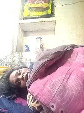 Snapshot of cute_diya_12 chatting on December 2025 02:38:01 AM cute diya 12 online show from December 2025 02:38:01 AM