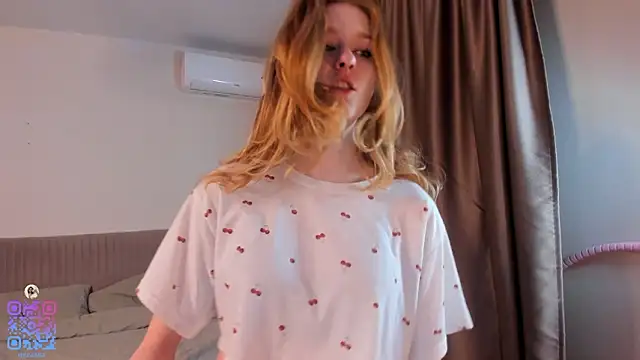 Snapshot of BreezeJam chatting on February 2026 03:22:01 PM BreezeJam online show from February 2026 03:22:01 PM