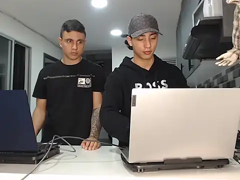 Snapshot of cash_masters777 chatting on October 2025 02:26:02 AM cash masters777 online show from October 2025 02:26:02 AM