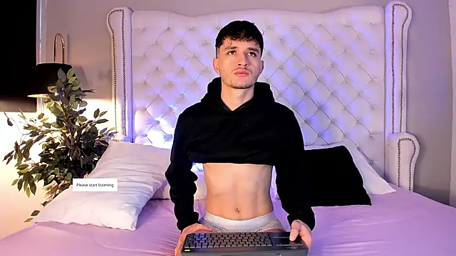 LiamMuller online show from November 2025 04:50:02 PM