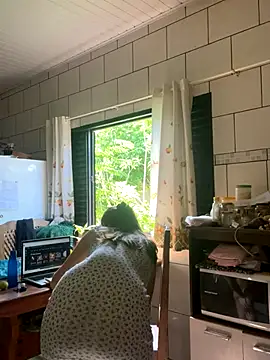 Bininhas2 online show from October 2025 06:15:01 PM