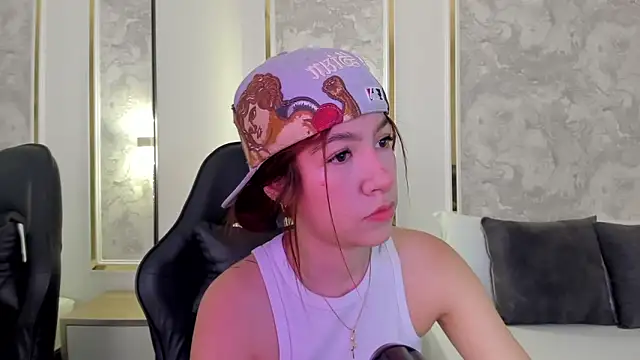 doll eyees  online show from September 2025 02:14:01 AM