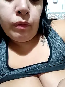 Pomelit00 online show from March 2026 12:05:01 AM