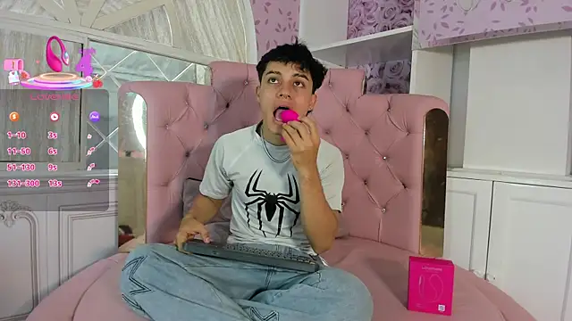 Dani rivass online show from October 2025 11:31:02 AM