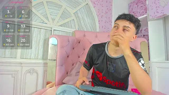 Dani rivass online show from October 2025 11:16:01 AM