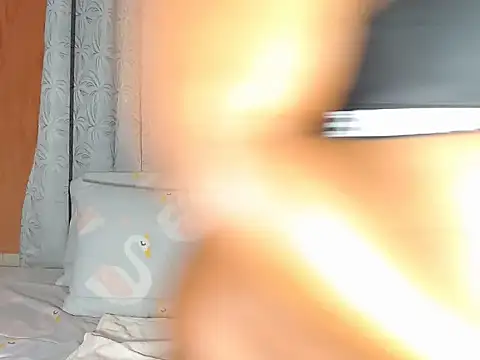 Snapshot of SEXY_MANDYY chatting on October 2025 04:36:01 AM SEXY MANDYY online show from October 2025 04:36:01 AM