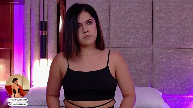 Snapshot of Martina-Roberts- chatting on September 2025 03:52:01 AM Martina-Roberts- online show from September 2025 03:52:01 AM