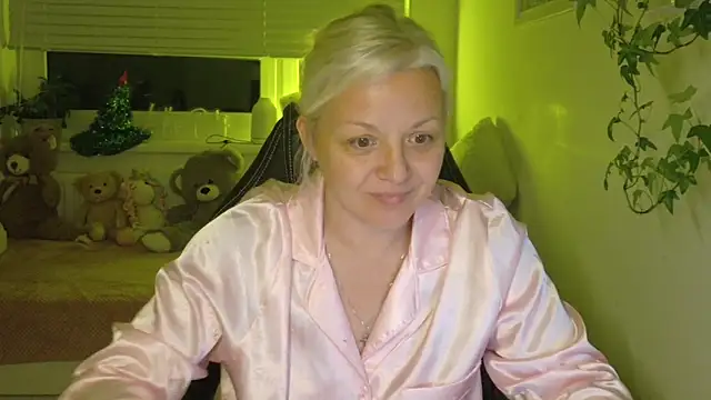 Linsy Kim online show from February 2026 12:06:02 AM