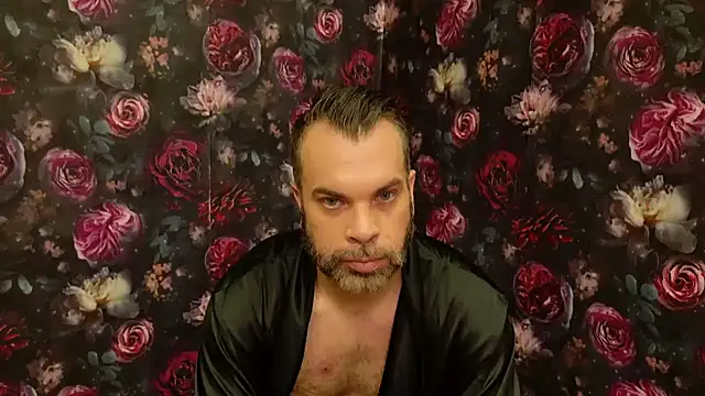 Snapshot of Ty_lerDavid chatting on November 2025 07:18:01 PM Ty lerDavid online show from November 2025 07:18:01 PM