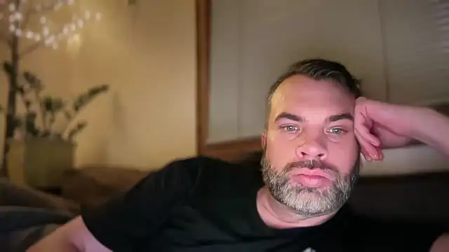 Snapshot of Ty_lerDavid chatting on January 2026 07:01:01 AM Ty lerDavid online show from January 2026 07:01:01 AM