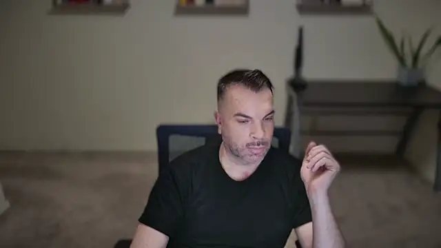 Snapshot of Ty_lerDavid chatting on February 2026 07:45:01 PM Ty lerDavid online show from February 2026 07:45:01 PM