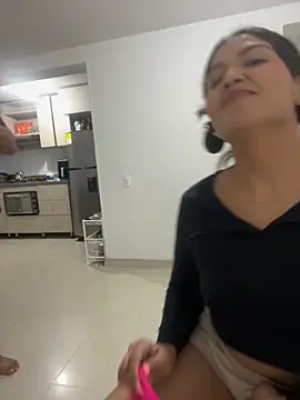 Snapshot of Lustunionn chatting on October 2025 10:42:02 PM Lustunionn online show from October 2025 10:42:02 PM