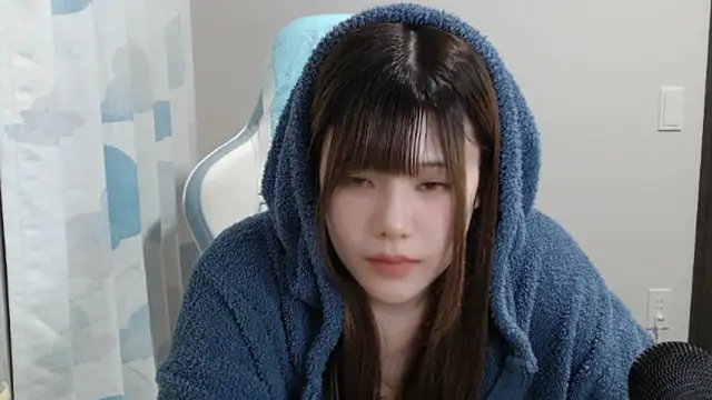 Snapshot of asuka_xoxo chatting on May 2026 01:10:02 PM asuka xoxo online show from May 2026 01:10:02 PM