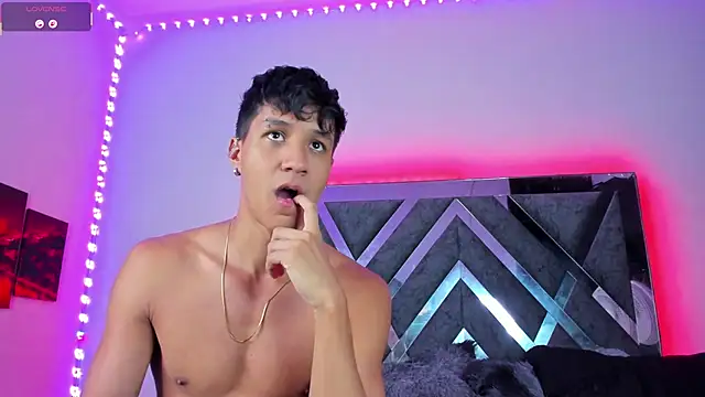 Robertmiller21 online show from September 2025 04:36:02 AM