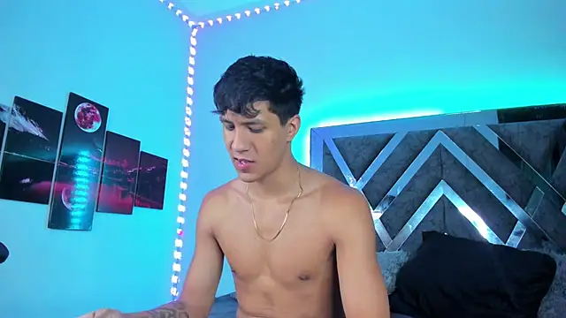 Robertmiller21 online show from September 2025 05:01:02 AM