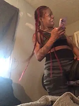 Snapshot of Tishrella6 chatting on December 2025 07:09:01 PM Tishrella6 online show from December 2025 07:09:01 PM