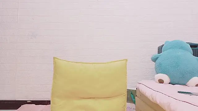 marina-cutegirll online show from October 2025 11:32:02 AM