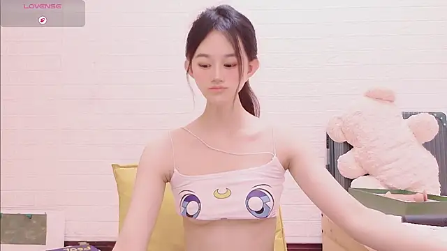 marina-cutegirll online show from February 2026 11:01:01 PM