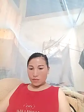 Snapshot of YAYAA-502 chatting on October 2025 01:42:01 PM YAYAA-502 online show from October 2025 01:42:01 PM