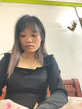 Ngoc-bbi online show from September 2025 04:51:02 PM