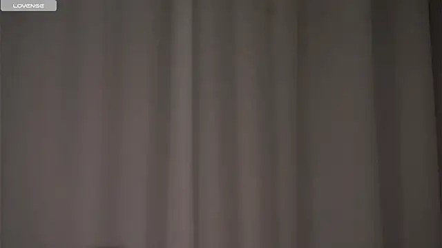 Snapshot of MelaniSeiver chatting on December 2025 01:21:02 AM MelaniSeiver online show from December 2025 01:21:02 AM