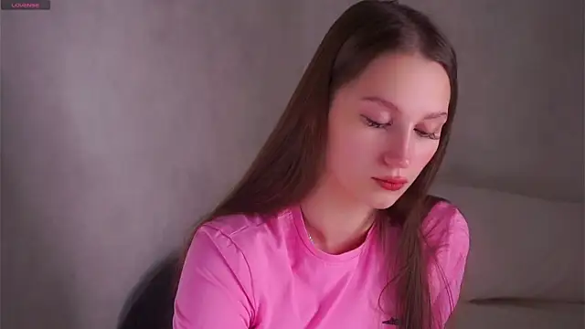 Snapshot of MelaniSeiver chatting on February 2026 01:11:02 AM MelaniSeiver online show from February 2026 01:11:02 AM