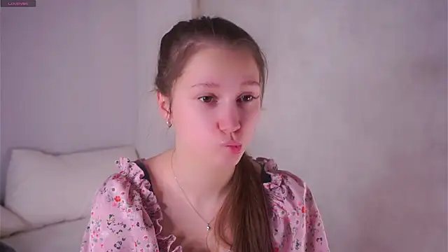 Snapshot of MelaniSeiver chatting on February 2026 01:02:02 AM MelaniSeiver online show from February 2026 01:02:02 AM