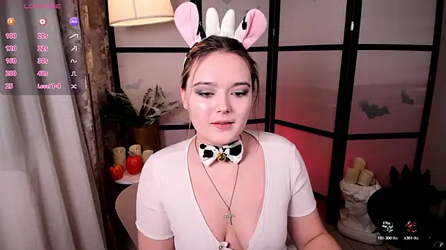 Snapshot of HeyMary chatting on October 2025 10:06:01 AM HeyMary online show from October 2025 10:06:01 AM