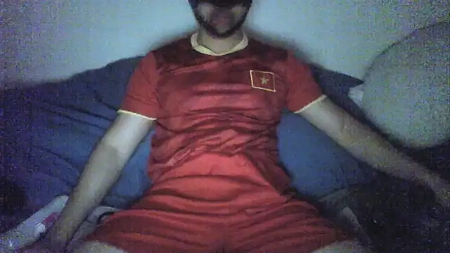 Snapshot of hug9994xxx chatting on September 2025 05:15:02 PM hug9994xxx online show from September 2025 05:15:02 PM