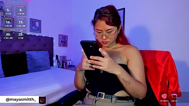 Snapshot of MAYASMITH__ chatting on March 2026 09:10:02 PM MAYASMITH online show from March 2026 09:10:02 PM