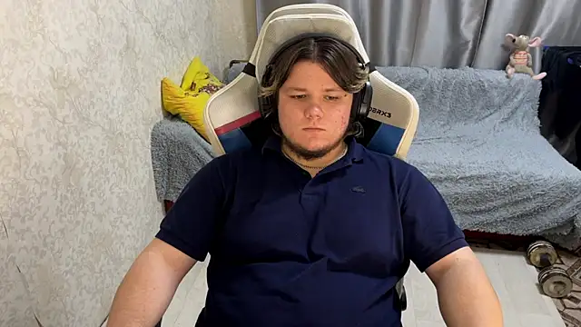 Snapshot of desiredude9 chatting on September 2025 08:24:02 PM desiredude9 online show from September 2025 08:24:02 PM