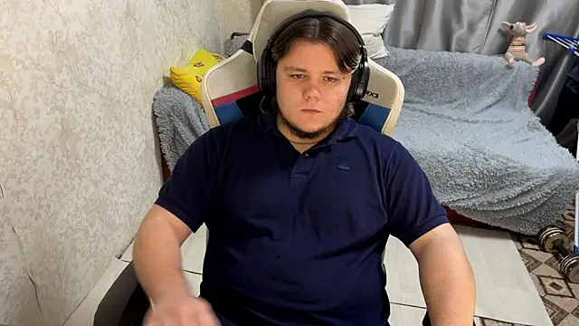 Snapshot of desiredude9 chatting on October 2025 06:38:02 PM desiredude9 online show from October 2025 06:38:02 PM