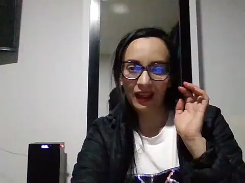 Snapshot of sarita_star chatting on September 2025 04:38:01 AM sarita star online show from September 2025 04:38:01 AM