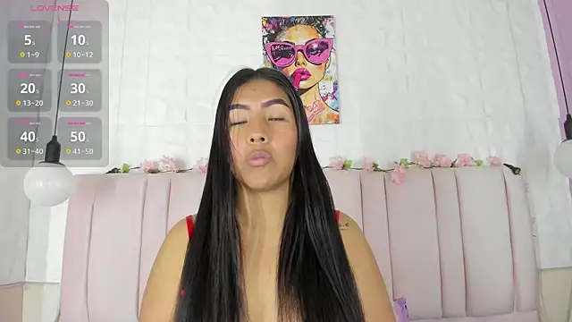 luna maisonn online show from July 2026 01:15:02 PM