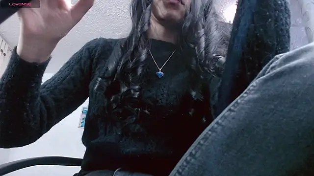 Snapshot of scarlett_vonrose chatting on September 2025 08:42:02 PM scarlett vonrose online show from September 2025 08:42:02 PM