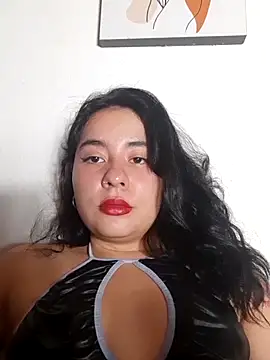 Snapshot of Yuli-27 chatting on November 2025 02:03:02 AM Yuli-27 online show from November 2025 02:03:02 AM