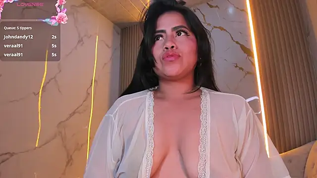 Snapshot of Victoria_b_ chatting on September 2025 08:06:02 AM Victoria b online show from September 2025 08:06:02 AM