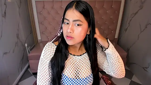 Snapshot of Victoria_b_ chatting on October 2025 08:09:02 PM Victoria b online show from October 2025 08:09:02 PM