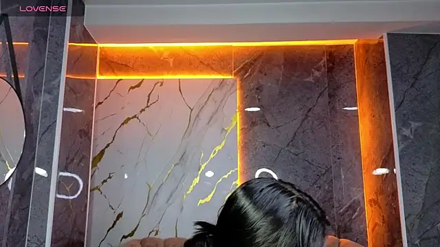 Snapshot of Victoria_b_ chatting on October 2025 07:51:01 PM Victoria b online show from October 2025 07:51:01 PM