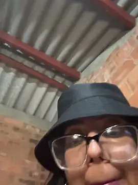 Jessyivonne online show from April 2026 05:12:02 AM