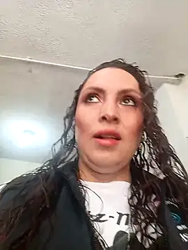 Snapshot of VERONICA__03 chatting on September 2025 03:12:02 PM VERONICA 03 online show from September 2025 03:12:02 PM