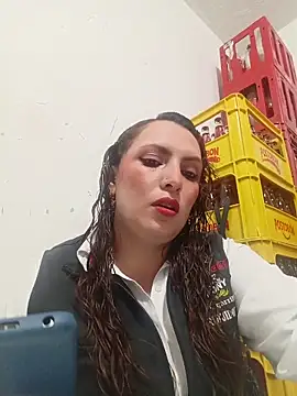 Snapshot of VERONICA__03 chatting on October 2025 04:04:02 PM VERONICA 03 online show from October 2025 04:04:02 PM