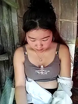 lylylove online show from March 2026 09:09:02 AM