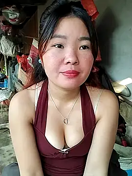 lylylove online show from July 2026 11:33:01 PM