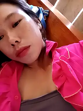 Snapshot of Ngocmi909 chatting on October 2025 12:22:02 AM Ngocmi909 online show from October 2025 12:22:02 AM