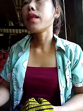 Snapshot of Ngocmi909 chatting on October 2025 12:02:01 AM Ngocmi909 online show from October 2025 12:02:01 AM