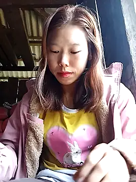 Snapshot of Ngocmi909 chatting on October 2025 03:03:02 AM Ngocmi909 online show from October 2025 03:03:02 AM