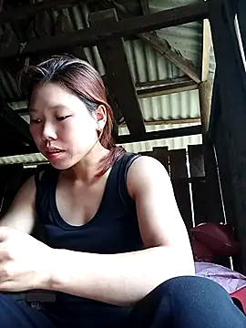 Snapshot of Ngocmi909 chatting on April 2026 10:18:02 AM Ngocmi909 online show from April 2026 10:18:02 AM