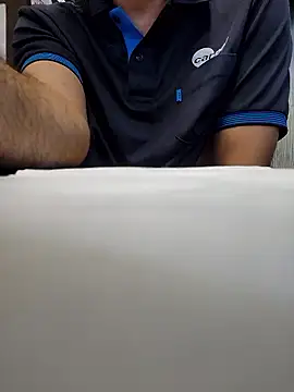 Snapshot of anggllaaa chatting on October 2025 01:17:02 AM anggllaaa online show from October 2025 01:17:02 AM