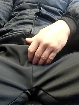 Snapshot of anggllaaa chatting on December 2025 02:27:01 AM anggllaaa online show from December 2025 02:27:01 AM